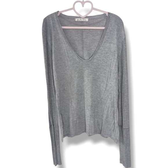 Free People We The Free Fresh & Clean Top in Heather Grey Size Small - Picture 2 of 5